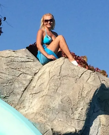 Миниатюра №998:2